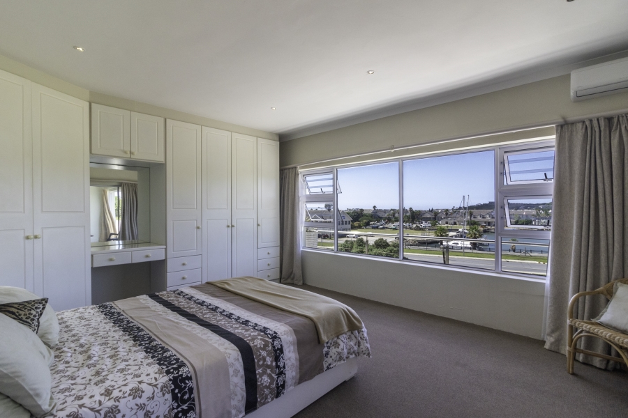 4 Bedroom Property for Sale in East Bank Eastern Cape